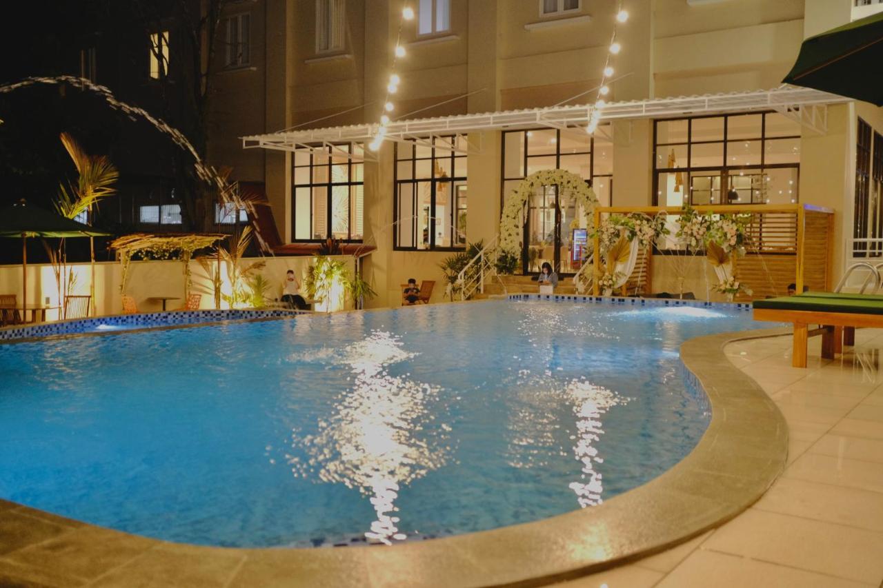 Hotel Villa Emitta Tomohon Exterior photo