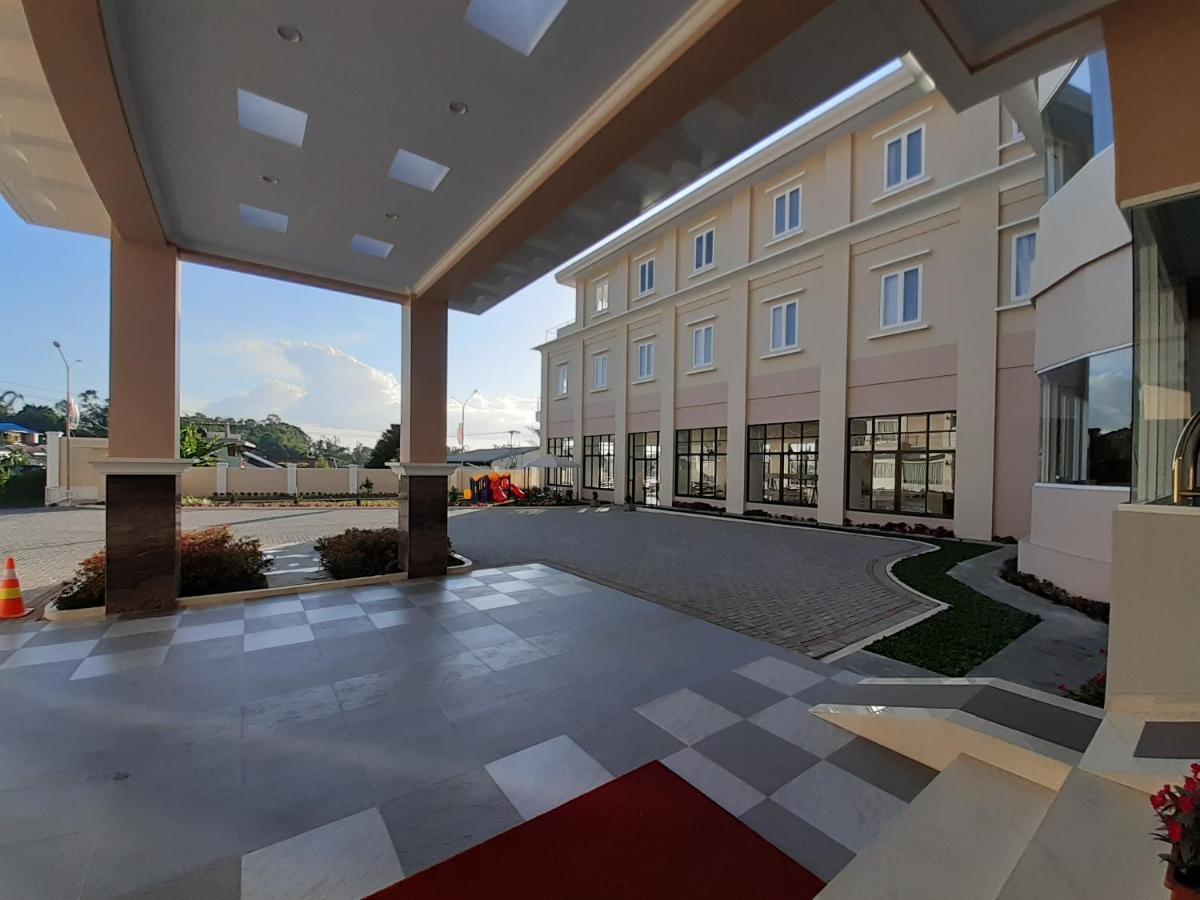 Hotel Villa Emitta Tomohon Exterior photo
